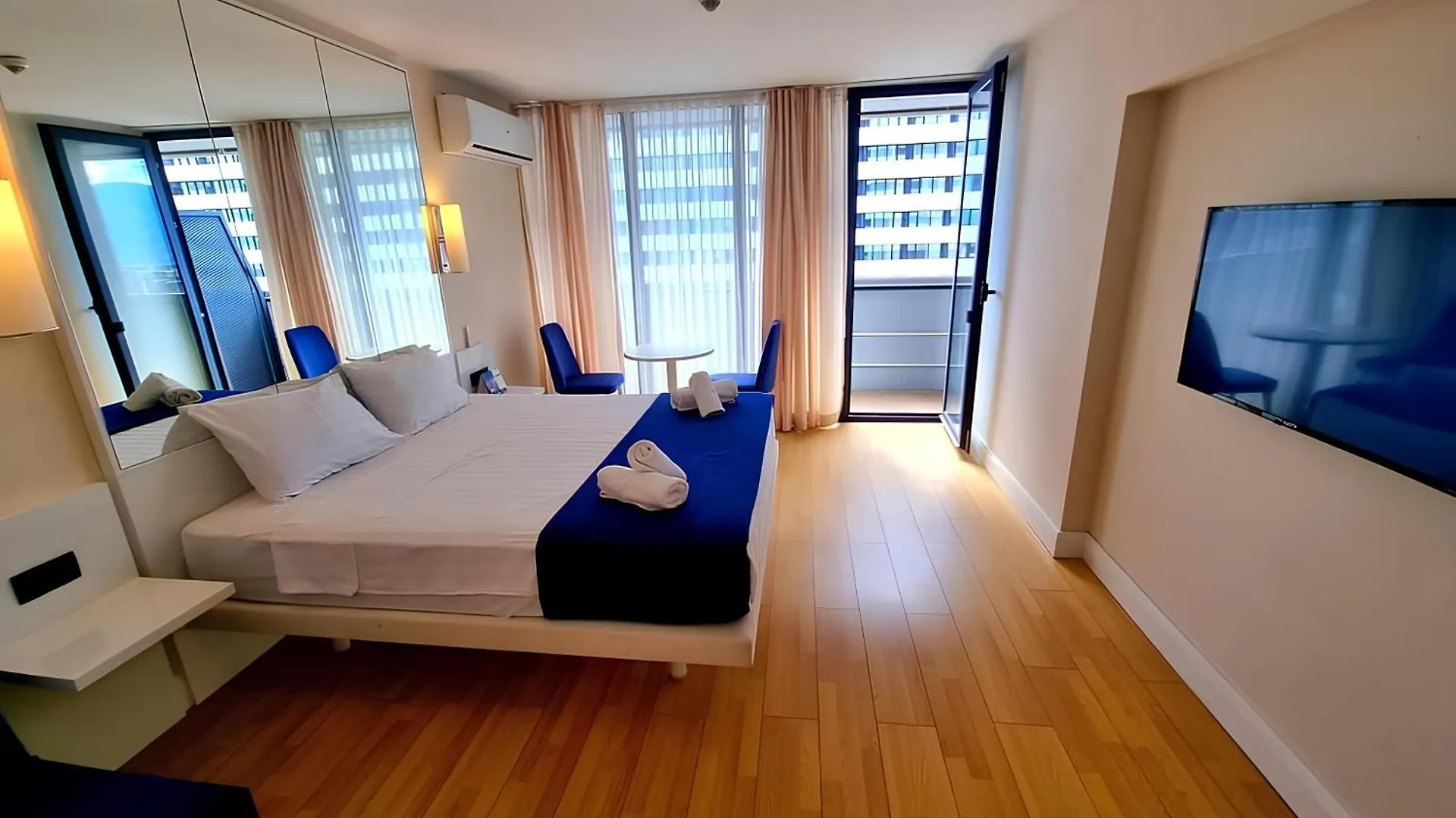 Orbi Panoramic Aparthotel Batumi Apartment