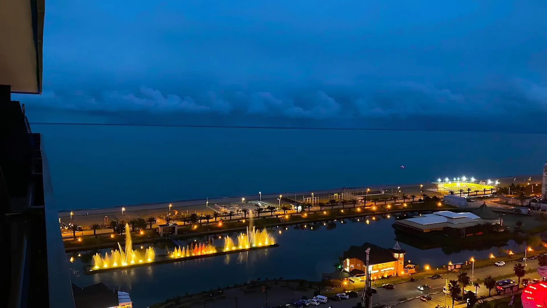 Orbi Panoramic Aparthotel Batumi
